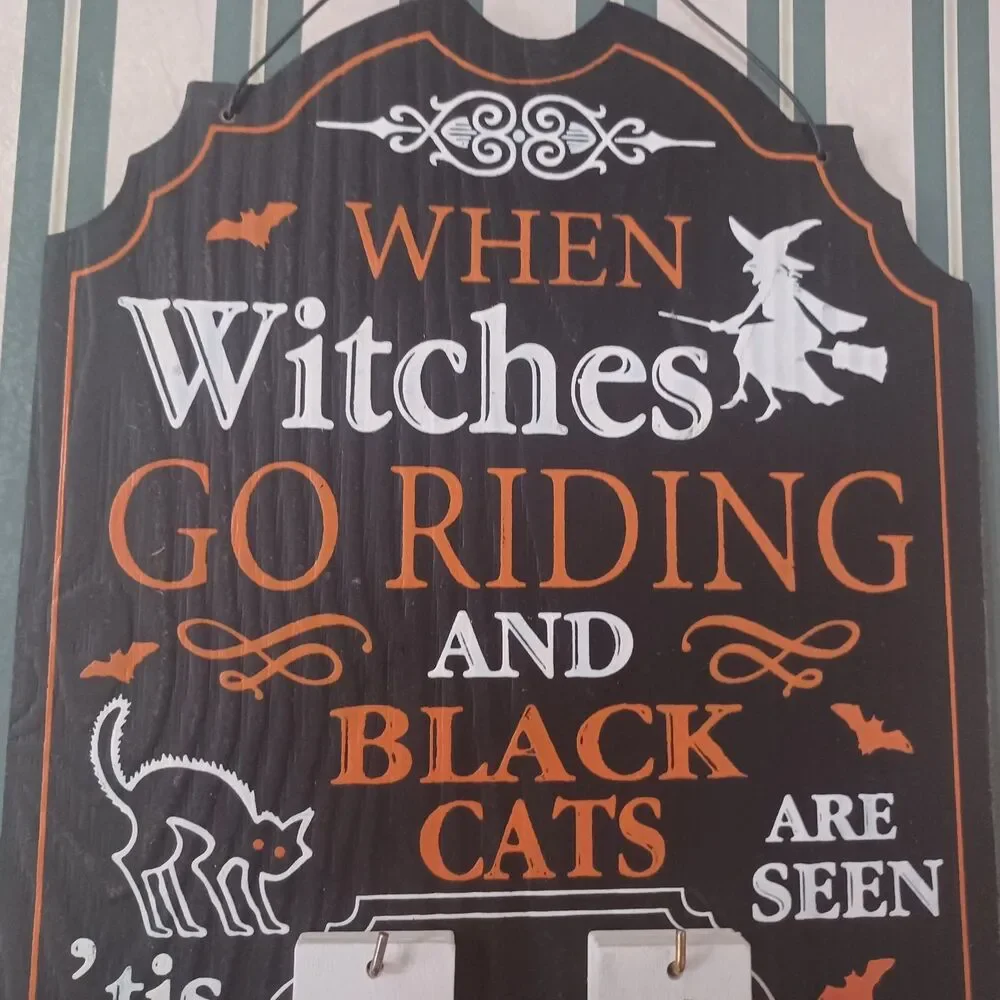 HALLOWEEN COUNTDOWN VERTICAL HANGING WALL PLAQUE SIGN BLACK ORANGE WHITE